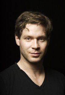 Лукас Лоугрэн