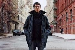 Фото №1 Рамин Бахрани