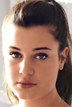 Алексия Шандар