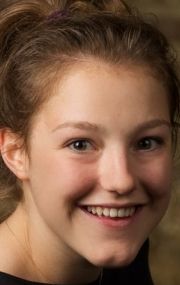 Софи Стокинер