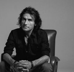 Фото №2 Лучано Лигабуэ