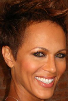 Николь Ари Паркер