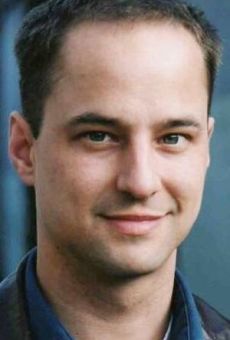 Кортни Дж. Стивенс