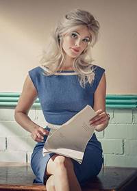 Смешная девчонка